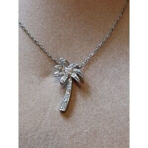 Palmtree Pendant Necklace